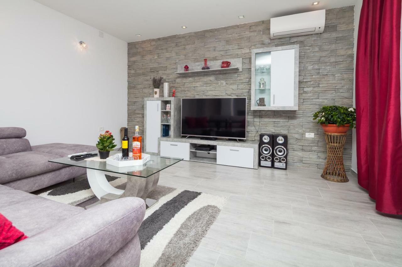 New Brend App Matija Apartment Pinezici  Exterior photo